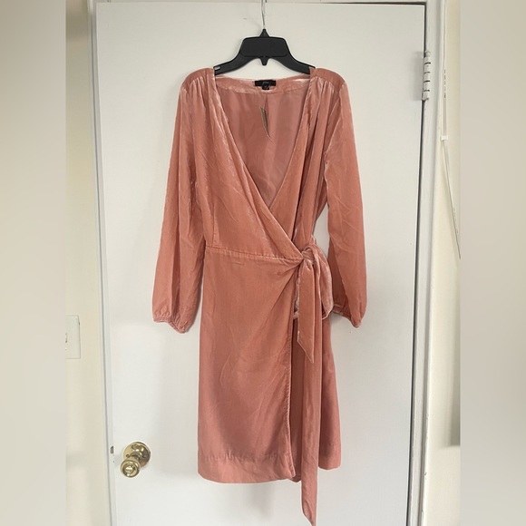 J Crew Velvet Wrap Dress NWT - Picture 3 of 7